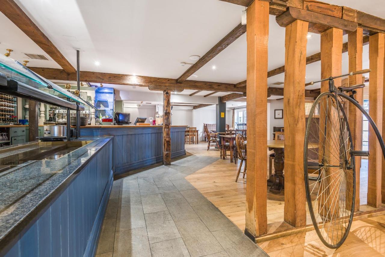 The Walhampton Arms Bed & Breakfast Lymington Bagian luar foto