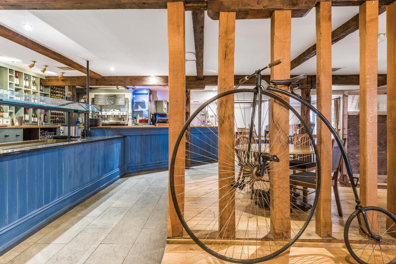 The Walhampton Arms Bed & Breakfast Lymington Bagian luar foto
