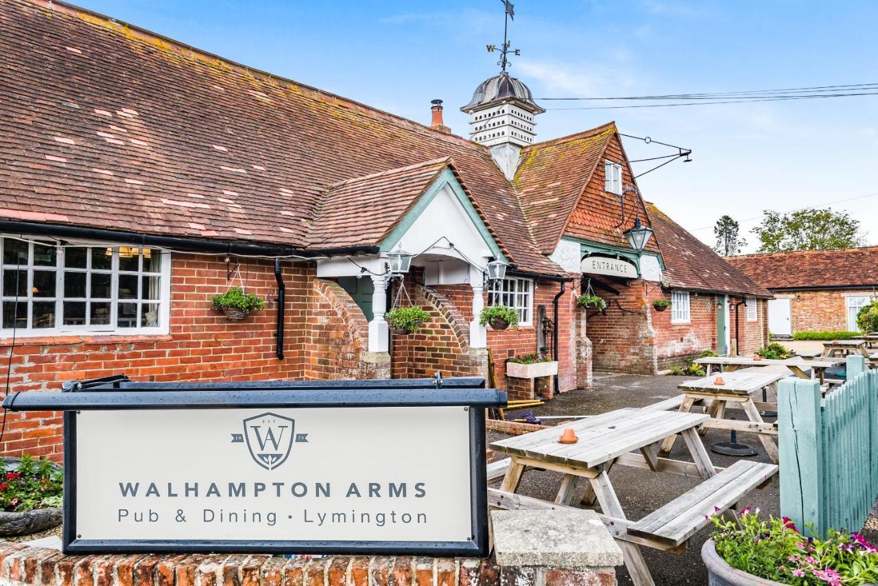 The Walhampton Arms Bed & Breakfast Lymington Bagian luar foto